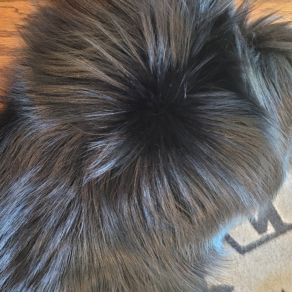 Louis-vuitton fur a d cashmere scarf